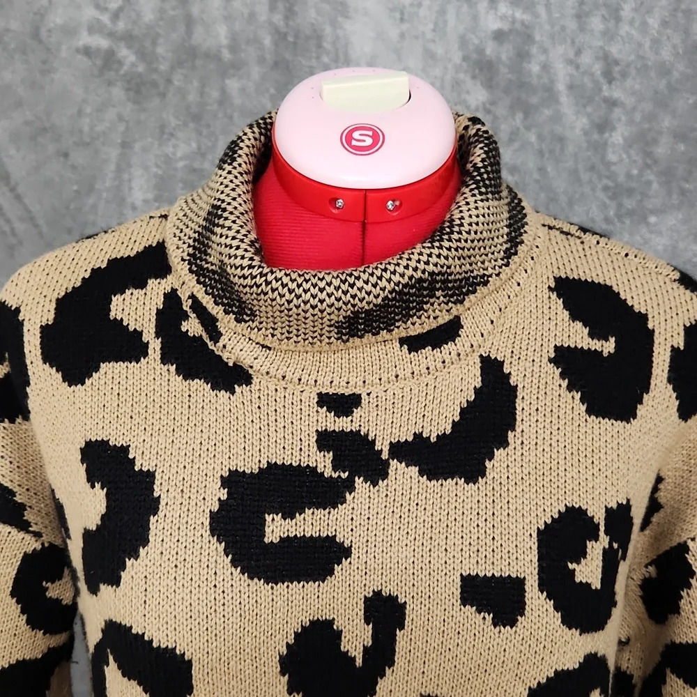 DKNY Animal print turtle neck knit sweater size small - Picture 3 of 12